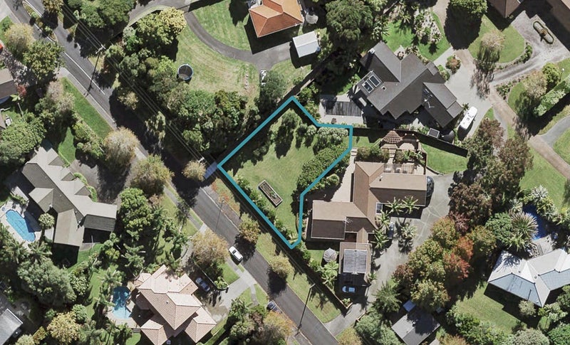 36 Isobel Road, Greenhithe, Auckland - Carousel 1