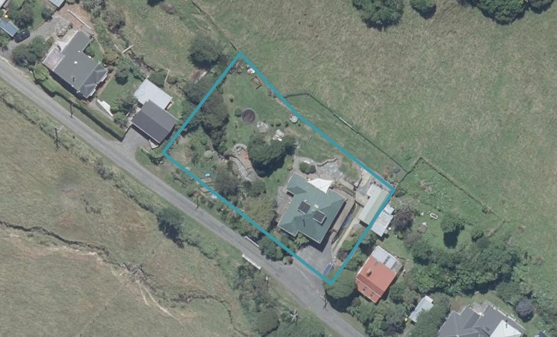 12 Lewis Street, Deborah Bay, Port Chalmers - Carousel 1