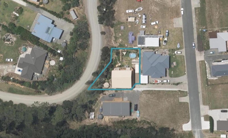 10 Jordan Street, Mangawhai Heads, Mangawhai - Carousel 1