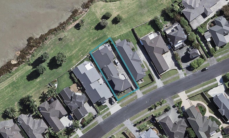23 Elsie Drive, Waiuku, Waiuku - Carousel 1