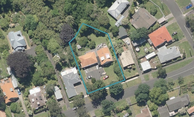 21 Nile Street, Whanganui East, Whanganui - Carousel 1