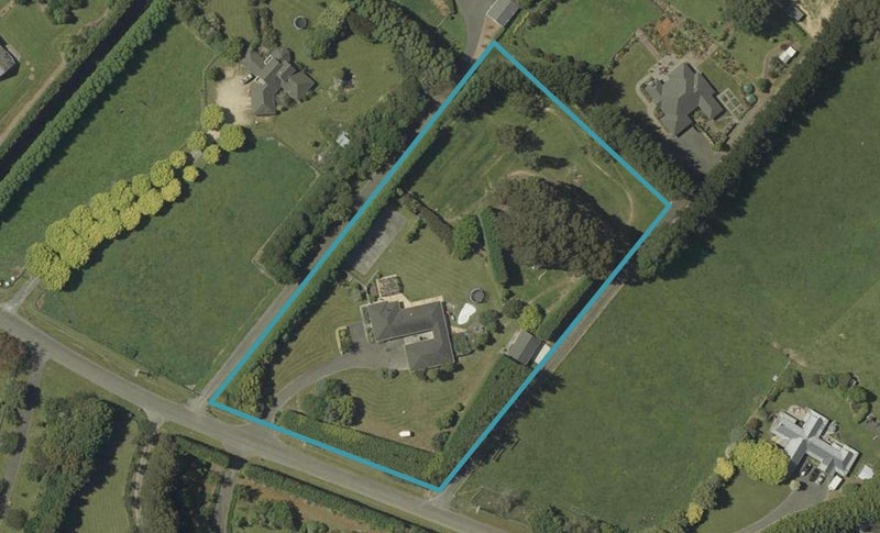 179 Valley Views, Fitzherbert, Palmerston North - Carousel 1