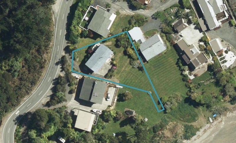 380 Riwaka-Kaiteriteri Road, Kaiteriteri - Carousel 1