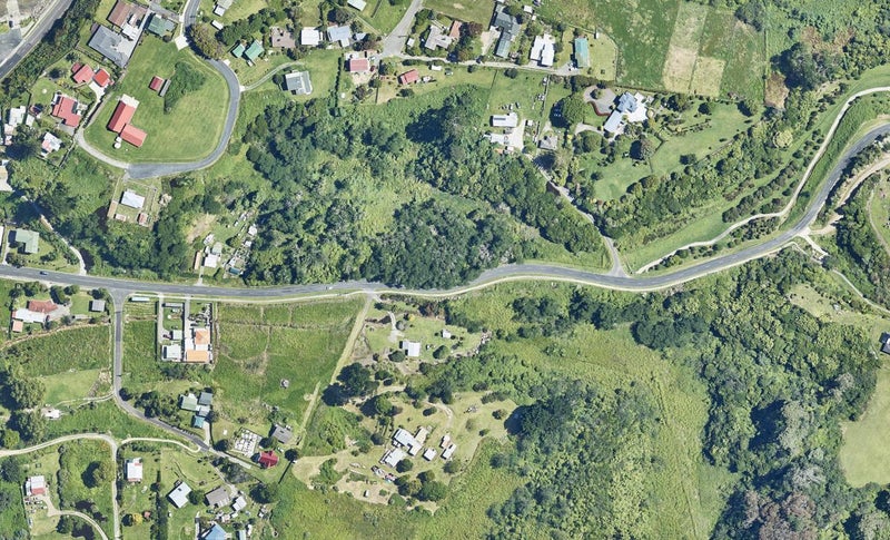 32 Little Waihi Road, Maketu, Te Puke - Carousel 1