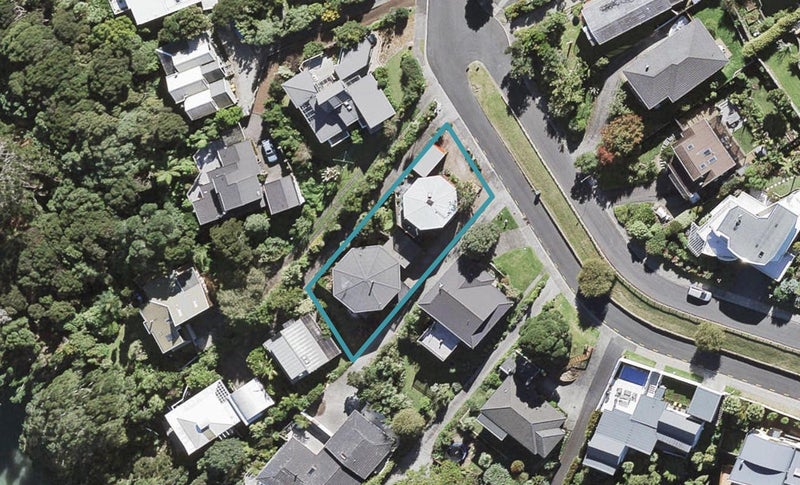 1/26 Brigantine Drive, Beach Haven, Auckland - Carousel 1