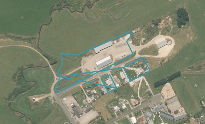 12 Buckingham Street, Tokanui, Tokanui - Carousel 1