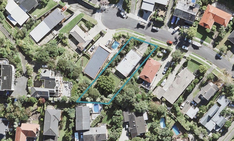 24 King Richard Place, Browns Bay, Auckland - Carousel 1