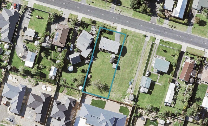 36 Karaka Road, Beachlands, Auckland - Carousel 1