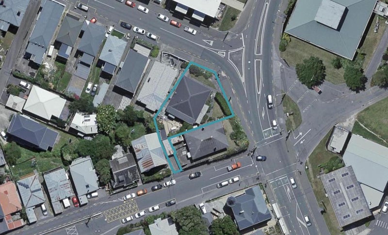 2 Wallace Street, Mount Cook, Wellington - Carousel 1