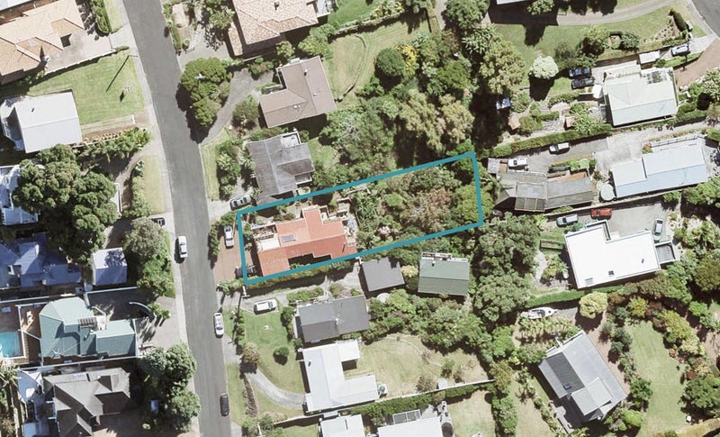 23 Ardern Avenue, Stanmore Bay, Whangaparaoa - Carousel 1
