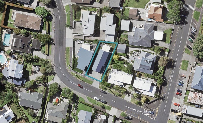 150B Selwyn Avenue, Mission Bay, Auckland - Carousel 1