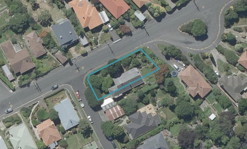 144 Signal Hill Road, Opoho, Dunedin - Carousel 1