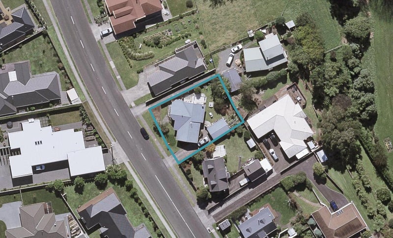 143 Barrett Road, Whalers Gate, New Plymouth - Carousel 1