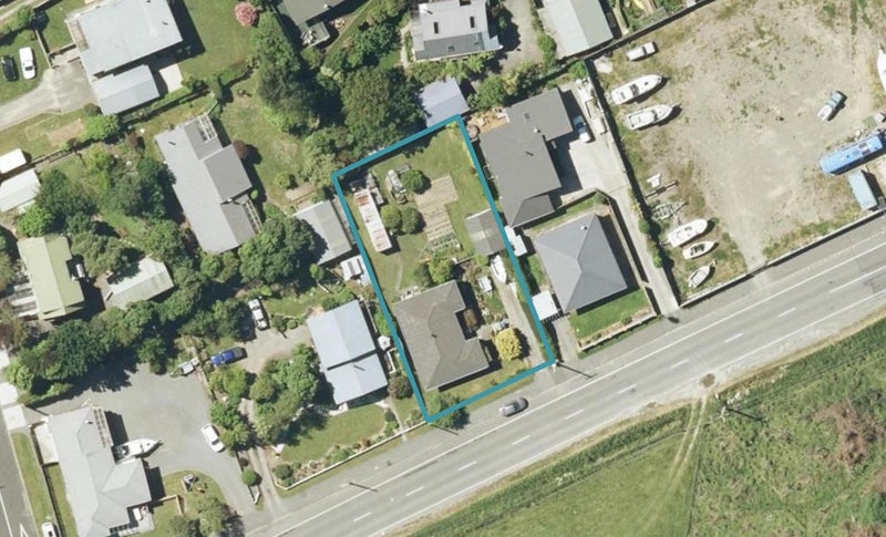 227 Waikawa Road, Waikawa, Picton - Carousel 1