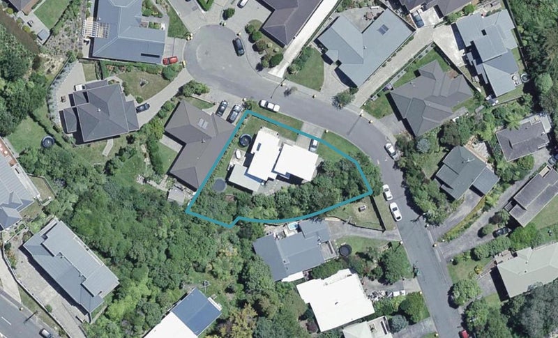 31 Khouri Avenue, Karori, Wellington - Carousel 1