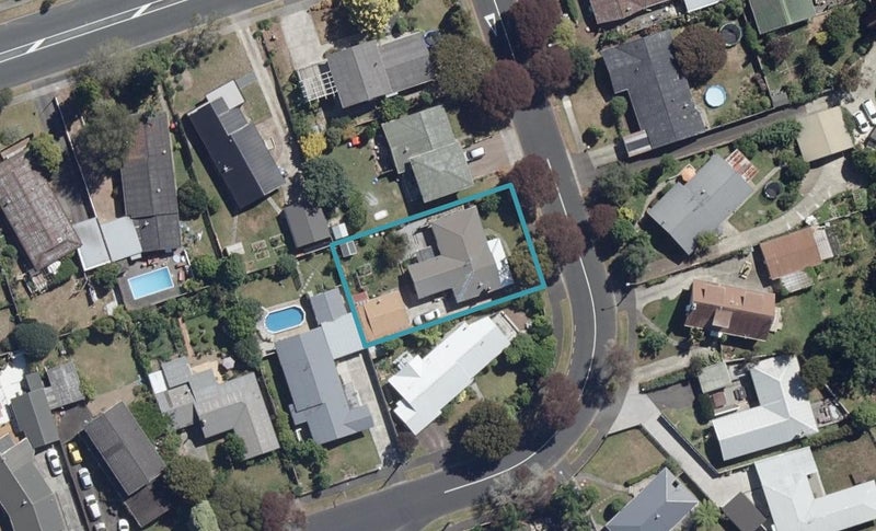 47 Pulham Crescent, Queenwood, Hamilton - Carousel 1