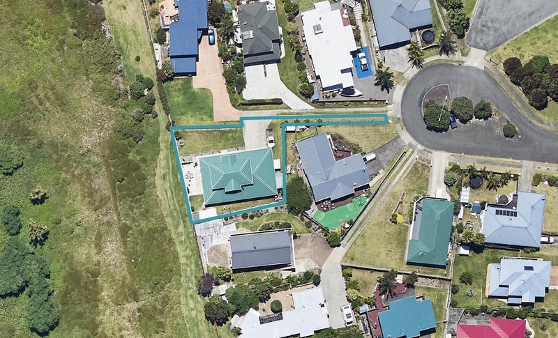 23 Meadow Vale, Coastlands, Whakatane - Carousel 1