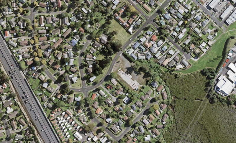 77D Kindergarten Drive, Conifer Grove, Takanini - Carousel 1