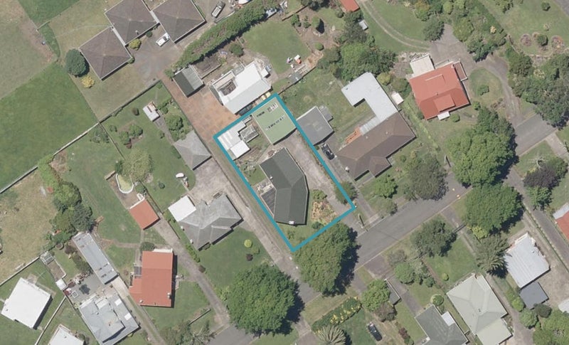 7 Benefield Street, Whanganui East, Whanganui - Carousel 1