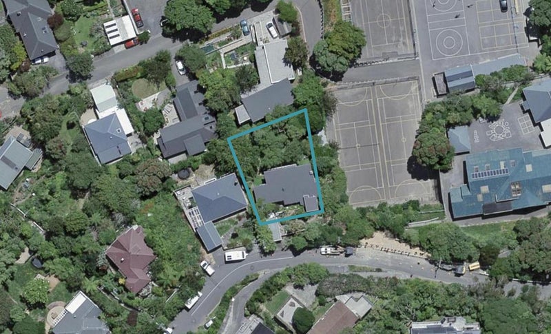 28 Rose Street, Wadestown, Wellington - Carousel 1