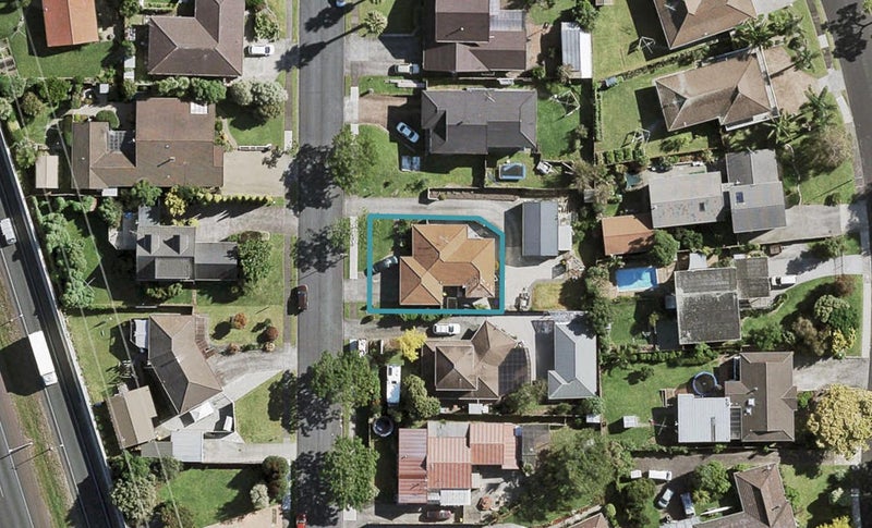 45 Barnhill Crescent, Pahurehure, Papakura - Carousel 1