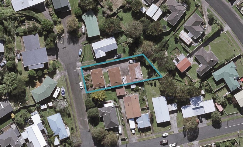 4 Whitby Place, Westown, New Plymouth - Carousel 1