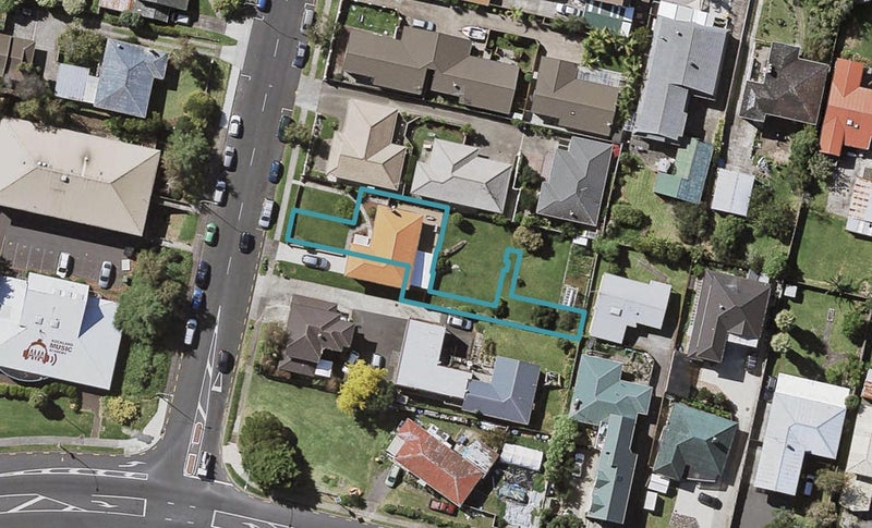 7/16 William Roberts Road, Pakuranga, Auckland - Carousel 1