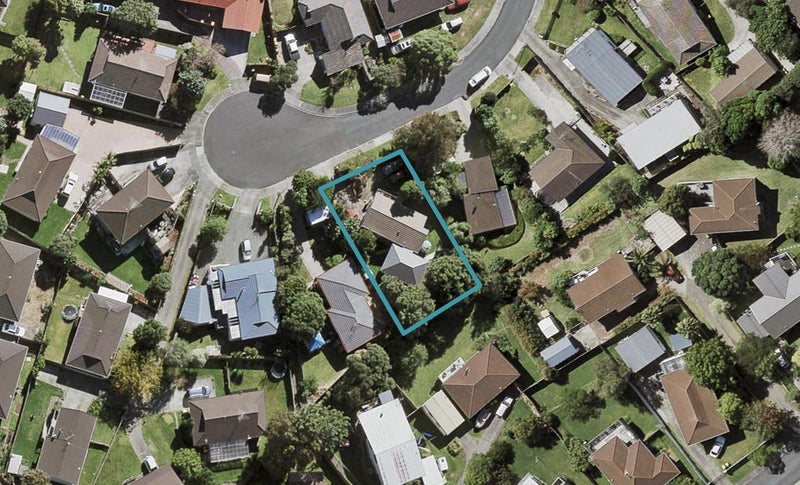 16 Sevilla Place, Unsworth Heights, Auckland - Carousel 1