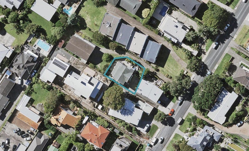 8 Hauraki Road, Hauraki, Auckland - Carousel 1