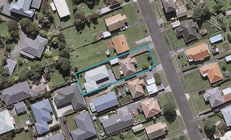 2/22 Wrantage Street, Westown, New Plymouth - Carousel 1