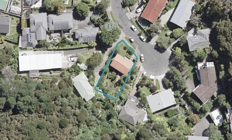 11 Chanel Grove, Waterloo, Lower Hutt - Carousel 1