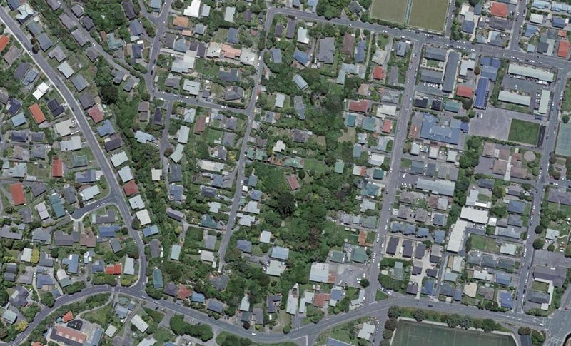 33 Prospect Terrace, Johnsonville, Wellington - Carousel 1