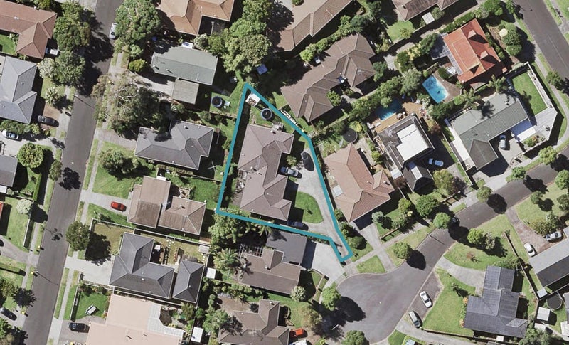 2/7 Mimosa Place, Half Moon Bay, Auckland - Carousel 1