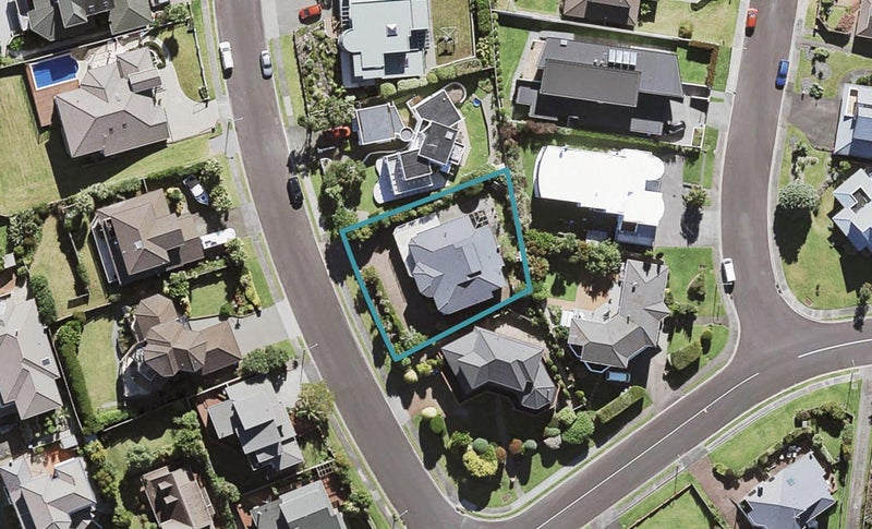 5 Marco Polo Avenue, Lynfield, Auckland - Carousel 1