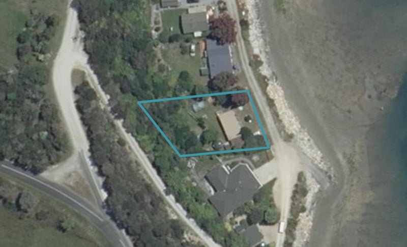206 Rangihaeata Road, Rangihaeata, Tākaka - Carousel 1