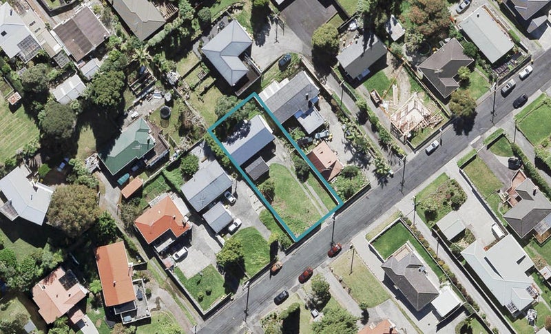 27 Tomo Street, New Lynn, Auckland - Carousel 1
