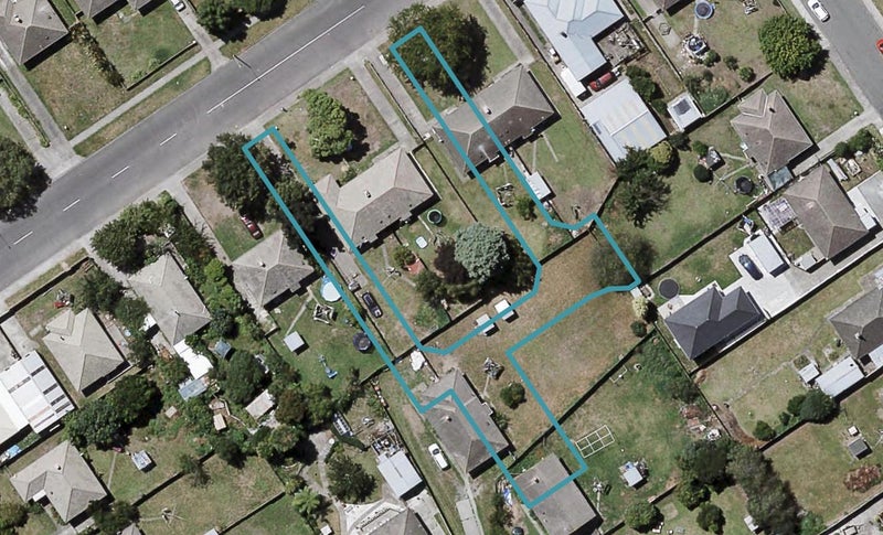 8 Takirau Lane, Mayfair, Hastings - Carousel 1