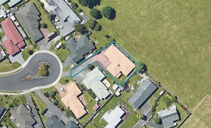23 Courtenay Place, Owhata, Rotorua - Carousel 1
