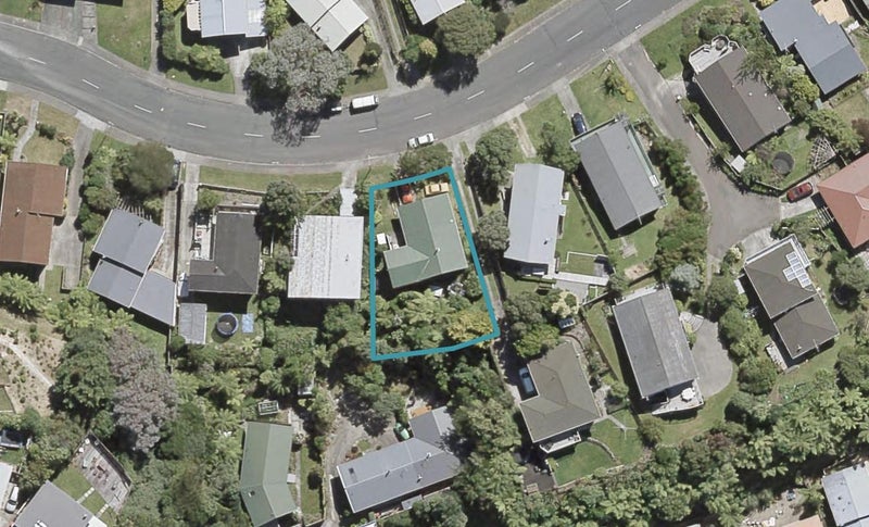 19 Redvers Drive, Belmont, Lower Hutt - Carousel 1