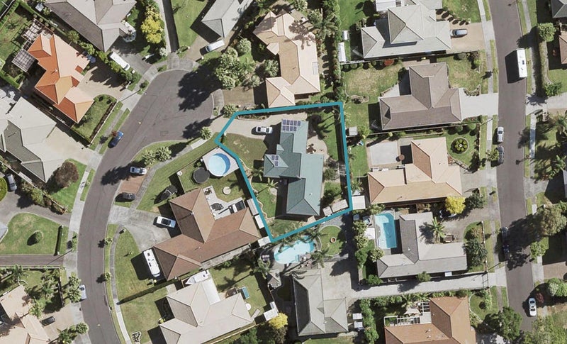9 Aristoy Close, Conifer Grove, Takanini - Carousel 1