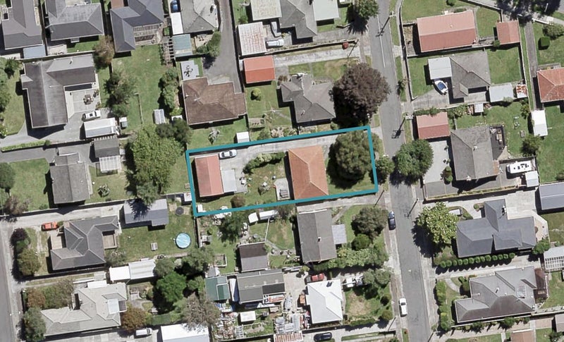 22 Robertson Street, Elderslea, Upper Hutt - Carousel 1