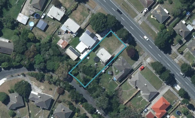 60 Mungavin Avenue, Ranui, Porirua - Carousel 1