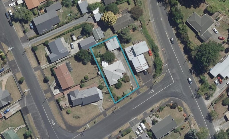 4 Fitzroy Avenue, Fitzroy, Hamilton - Carousel 1