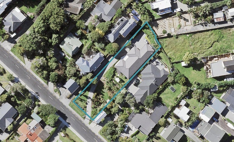 98 Beach Road, Mellons Bay, Auckland - Carousel 1