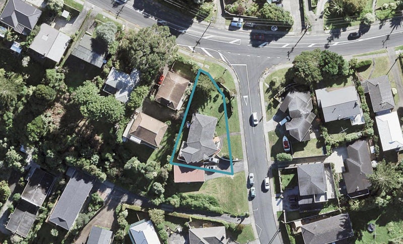 110 Carlisle Road, Browns Bay, Auckland - Carousel 1