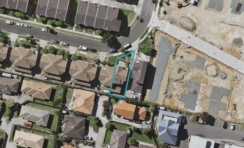 31 Triumph Road, Flat Bush, Auckland - Carousel 1