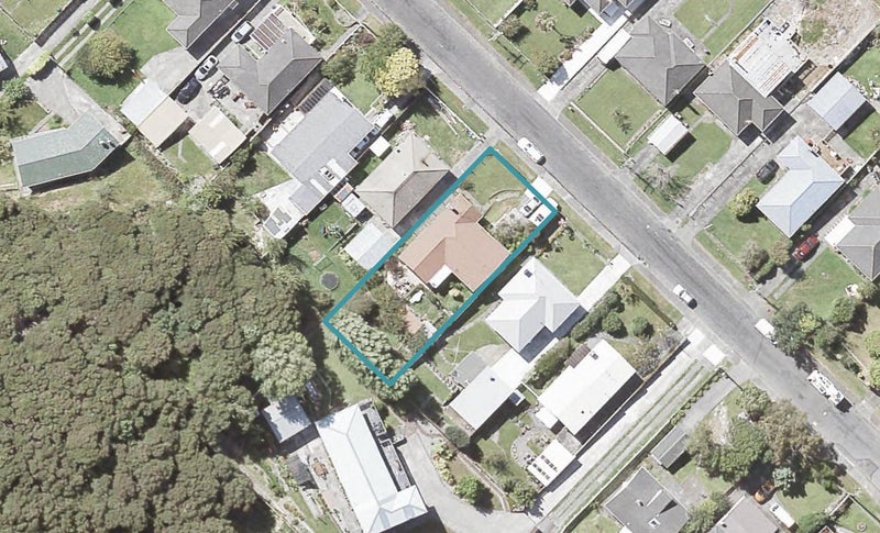65 Karaka Street, Wainuiomata, Lower Hutt - Carousel 1