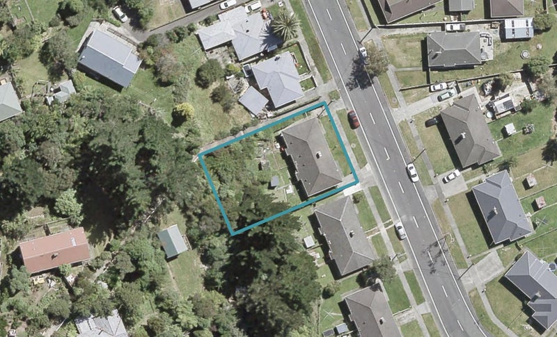 376 George Street, Stokes Valley, Lower Hutt - Carousel 1