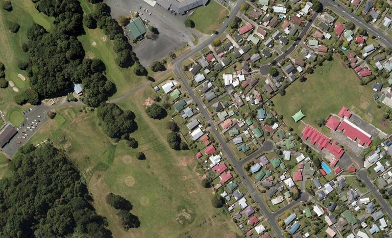 77 Denby Crescent, Tikipunga, Whangarei - Carousel 1