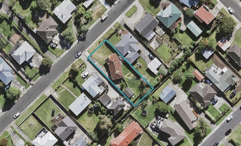 38 Lingfield Street, Glenfield, Auckland - Carousel 1